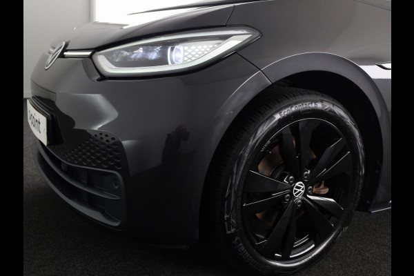 Volkswagen ID.3 First Max 58 kWh 204 pk | Navigatie | Panoramadak | Trekhaak (afneembaar) | Parkeersensoren | Achteruitrijcamera | Stoelverwarming |