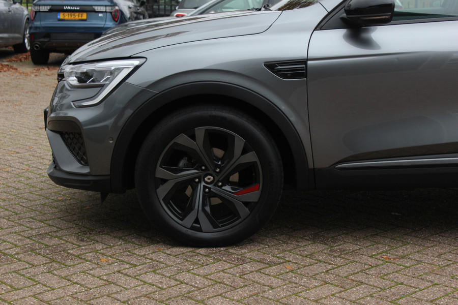 Renault Arkana 1.3 TCe 140 R.S. Line / Camera / Leder / 18'' / Bose / Keyless / Sfeerverlichting / Navigatie / Dodehoek / DAB / ACC / Stoelverwarming