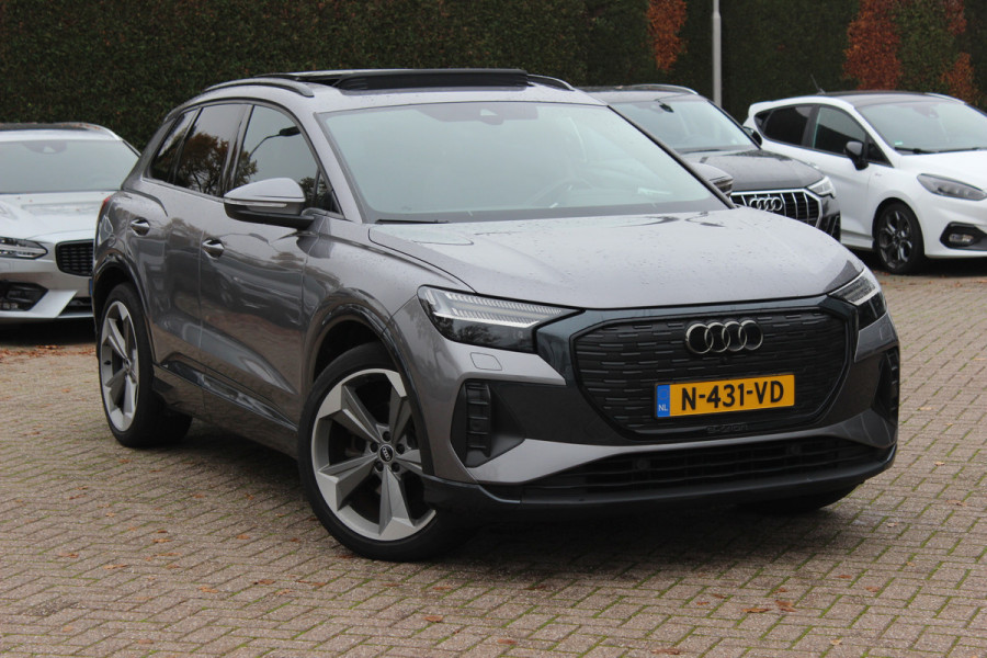 Audi Q4 e-tron 35 Launch edition Advanced Plus 55 kWh / SOH 93%  / Trekhaak / Panoramadak / Camera / Navigatie / 19'' / Matrix LED / Stoelverwarming / Warmtepomp / DAB / ACC