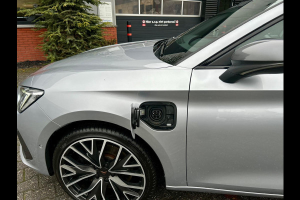 CUPRA Leon 1.4 e-Hybrid VZ Business