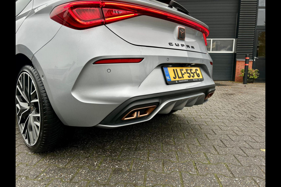 CUPRA Leon 1.4 e-Hybrid VZ Business