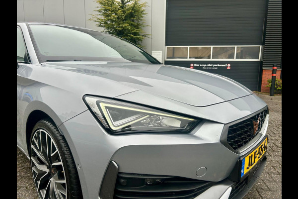 CUPRA Leon 1.4 e-Hybrid VZ Business