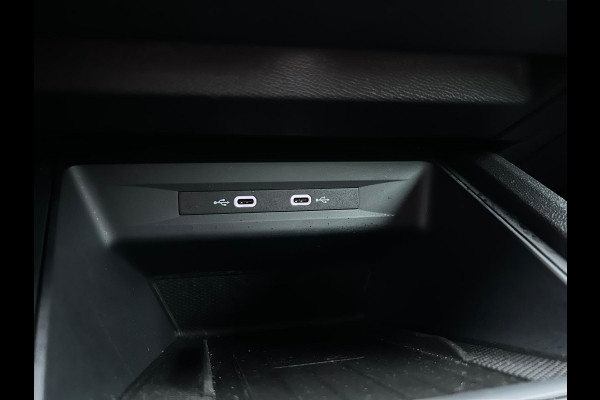 CUPRA Leon 1.4 e-Hybrid VZ Business