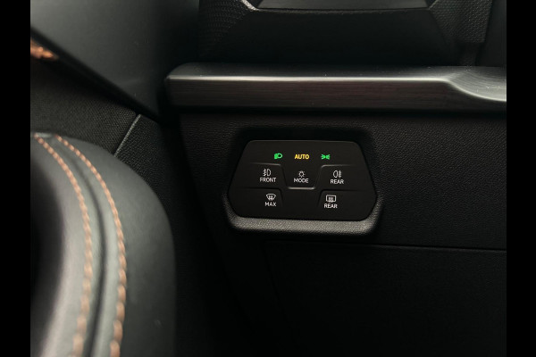 CUPRA Leon 1.4 e-Hybrid VZ Business