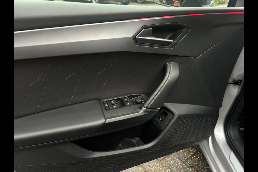 CUPRA Leon 1.4 e-Hybrid VZ Business