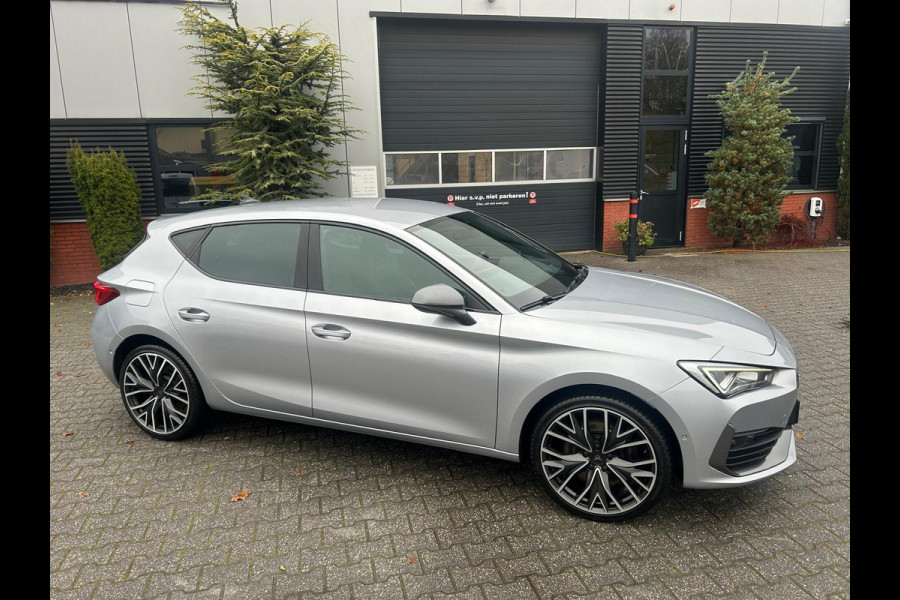 CUPRA Leon 1.4 e-Hybrid VZ Business