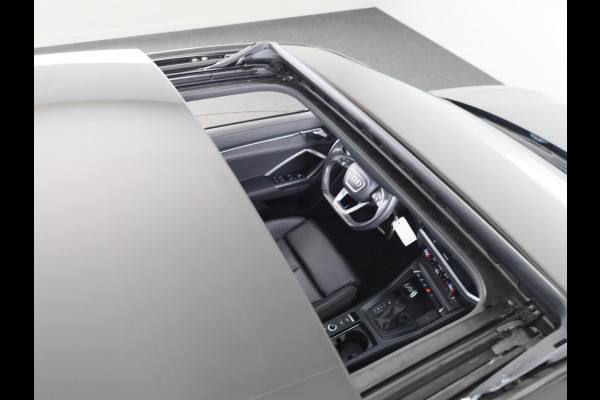 Audi Q3 Sportback 35 TFSI S Edition 150 pk S-tronic | Navigatie | Schuifdak | Parkeersensoren | Lichtmetalen velgen 20" | B&O Soundsystem | Lederen bekleding | S-Line |