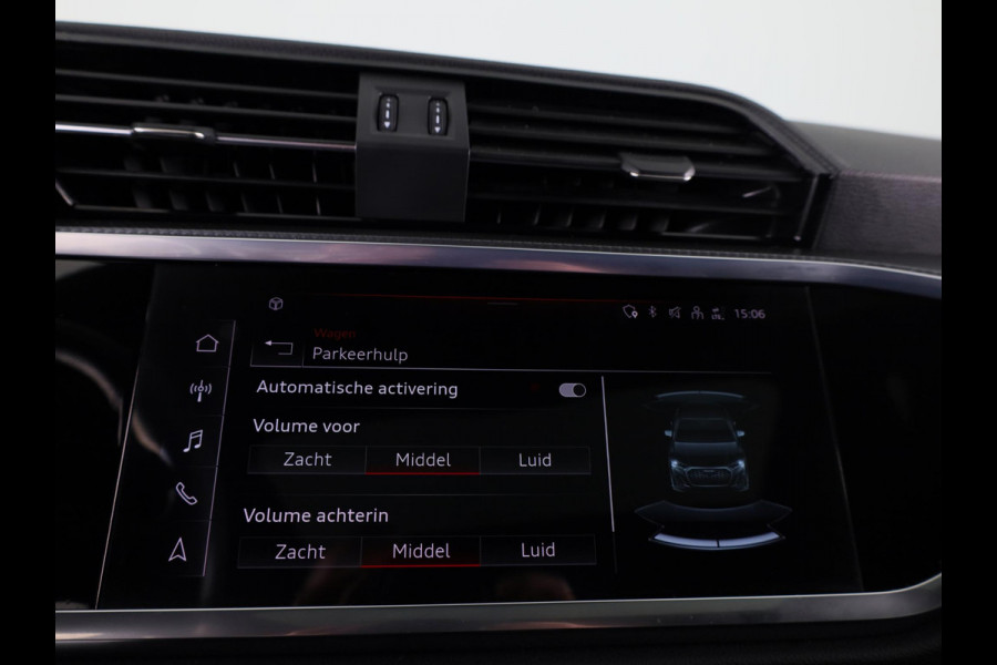Audi Q3 Sportback 35 TFSI S Edition 150 pk S-tronic | Navigatie | Schuifdak | Parkeersensoren | Lichtmetalen velgen 20" | B&O Soundsystem | Lederen bekleding | S-Line |