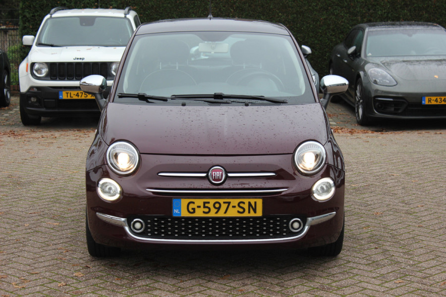 Fiat 500 1.2 Lounge / Panoramadak / Navigatie / Parkeerhulp achter / 15'' / Cruise Control / Xenon / Climate Control