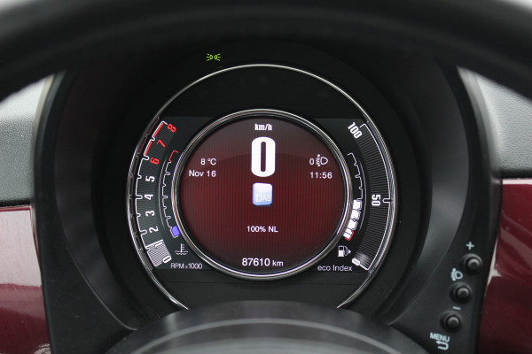 Fiat 500 1.2 Lounge / Panoramadak / Navigatie / Parkeerhulp achter / 15'' / Cruise Control / Xenon / Climate Control