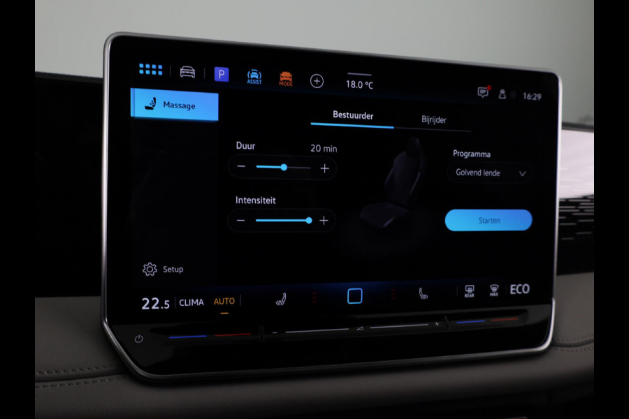 Volkswagen Tiguan 1.5 eHybrid Elegance 204 pk Automaat (DSG) | Verlengde garantie | Navigatie | Trekhaak (wegklapbaar) | Parkeersensoren (Park assist) | Rondomzicht camera | Stoelverwarming |