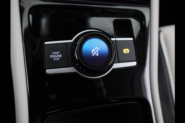 Volkswagen Tiguan 1.5 eHybrid Elegance 204 pk Automaat (DSG) | Verlengde garantie | Navigatie | Trekhaak (wegklapbaar) | Parkeersensoren (Park assist) | Rondomzicht camera | Stoelverwarming |