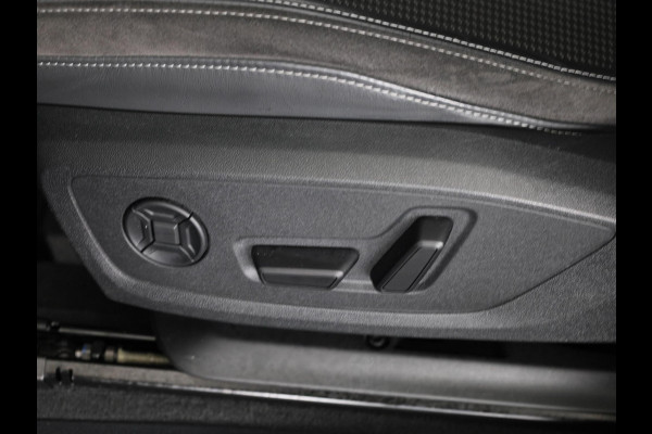 Audi Q3 Sportback 45 TFSI e S Edition 245pk | Sonos Audio | Parkeercamera | Navigatie  | Elektrisch verstelbare voorstoelen