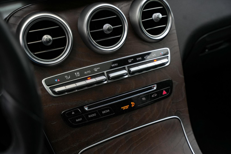 Mercedes-Benz GLC Coupé 250 4MATIC Edition 1 Schuifdak 360 Cam Leer Navigatie Stoelverw. Luchtvering