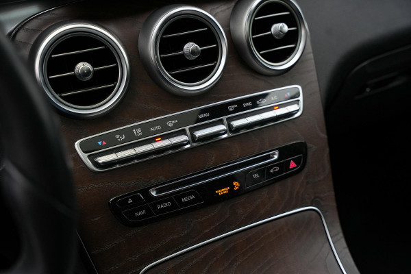 Mercedes-Benz GLC Coupé 250 4MATIC Edition 1 Schuifdak 360 Cam Leer Navigatie Stoelverw. Luchtvering