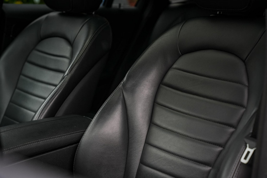 Mercedes-Benz GLC Coupé 250 4MATIC Edition 1 Schuifdak 360 Cam Leer Navigatie Stoelverw. Luchtvering