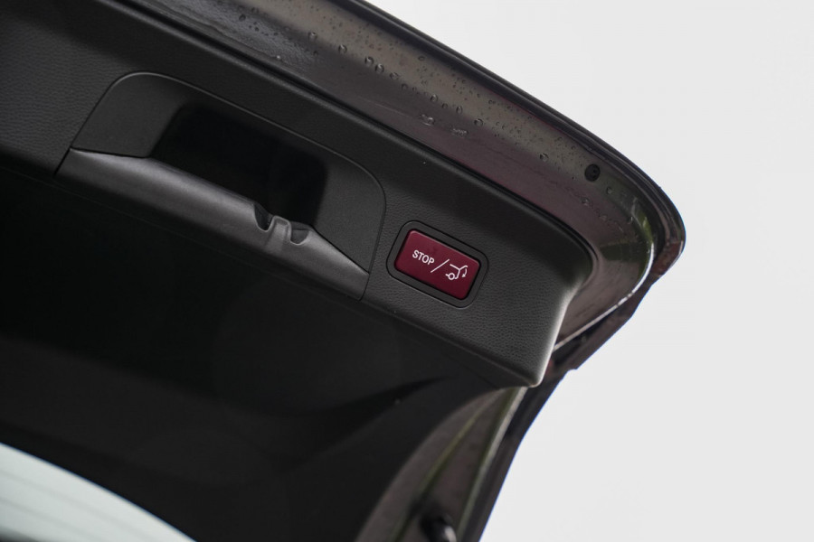 Mercedes-Benz GLC Coupé 250 4MATIC Edition 1 Schuifdak 360 Cam Leer Navigatie Stoelverw. Luchtvering