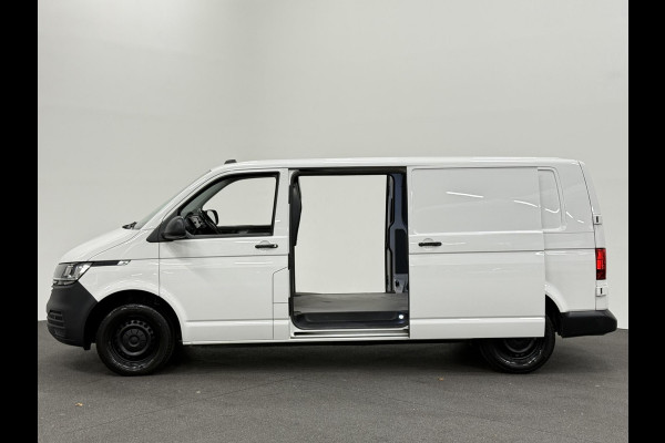 Volkswagen Transporter 2.0 TDI L2H1 30 Comfortline Airco Navi Trekhaak 2X schuifdeur Stoelverwarming Adaptieve Cruise Control