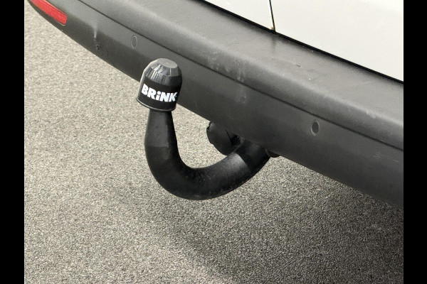 Volkswagen Transporter 2.0 TDI L2H1 30 Comfortline Airco Navi Trekhaak 2X schuifdeur Stoelverwarming Adaptieve Cruise Control