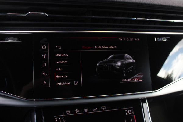 Audi Q8 55 TFSI quattro Pro Line Plus / Trekhaak / Panoramadak / 360Camera / Achterasbesturing / Softclose / 22'' / B&O / Sfeerverlichting / Dodehoek / DAB / Stoelverwarming / ACC