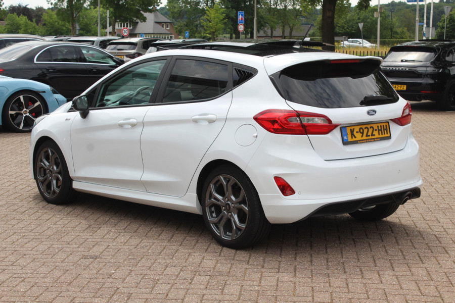 Ford Fiesta 1.0 EcoBoost ST-Line X / Panoramadak / Navigatie / Full LED / 17'' / Keyless / Stuur+stoelverwarming / Parkeerhulp achter / DAB / Cruise Control