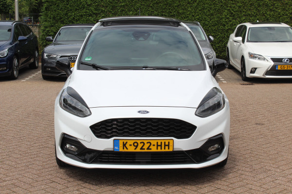 Ford Fiesta 1.0 EcoBoost ST-Line X / Panoramadak / Navigatie / Full LED / 17'' / Keyless / Stuur+stoelverwarming / Parkeerhulp achter / DAB / Cruise Control