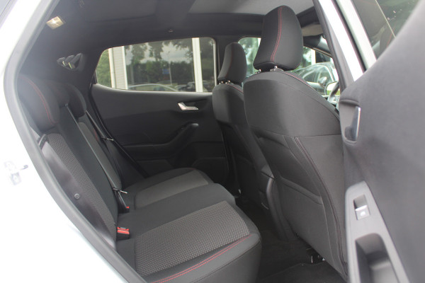 Ford Fiesta 1.0 EcoBoost ST-Line X / Panoramadak / Navigatie / Full LED / 17'' / Keyless / Stuur+stoelverwarming / Parkeerhulp achter / DAB / Cruise Control