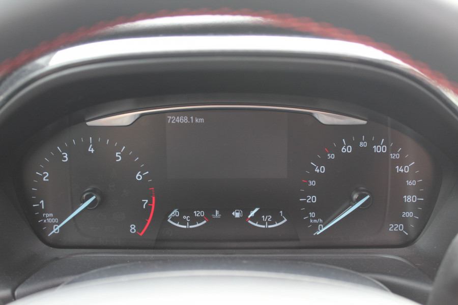 Ford Fiesta 1.0 EcoBoost ST-Line X / Panoramadak / Navigatie / Full LED / 17'' / Keyless / Stuur+stoelverwarming / Parkeerhulp achter / DAB / Cruise Control