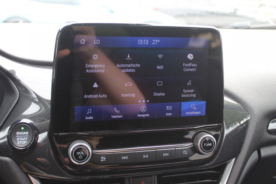 Ford Fiesta 1.0 EcoBoost ST-Line X / Panoramadak / Navigatie / Full LED / 17'' / Keyless / Stuur+stoelverwarming / Parkeerhulp achter / DAB / Cruise Control