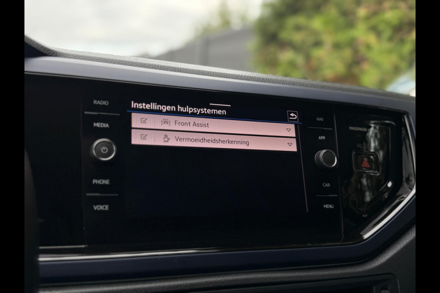 Volkswagen Polo 1.0 TSI United CarPlay Camera