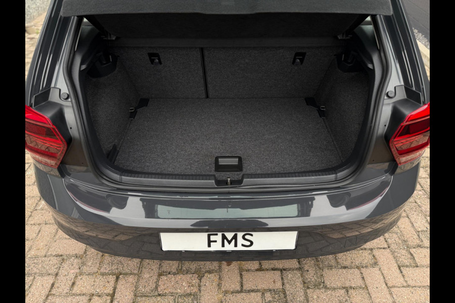 Volkswagen Polo 1.0 TSI United CarPlay Camera