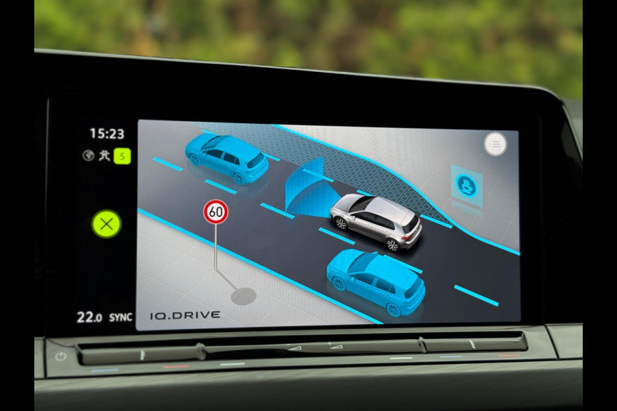 Volkswagen Golf 1.5 eTSI Style Edition Camera CarPlay