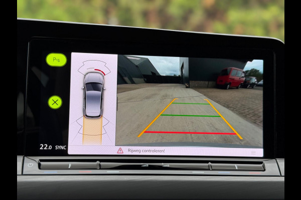 Volkswagen Golf 1.5 eTSI Style Edition Camera CarPlay