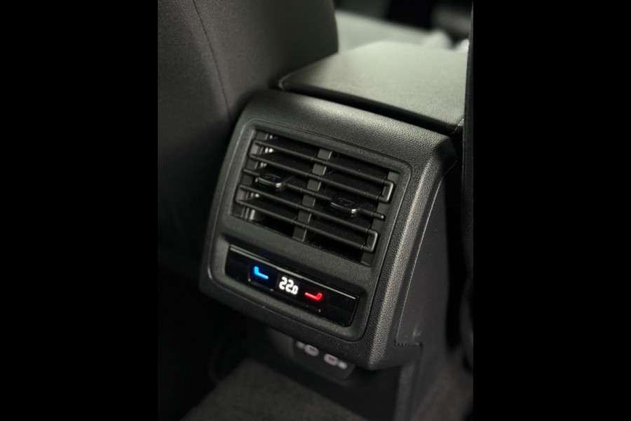 Volkswagen Golf 1.5 eTSI Style Edition Camera CarPlay