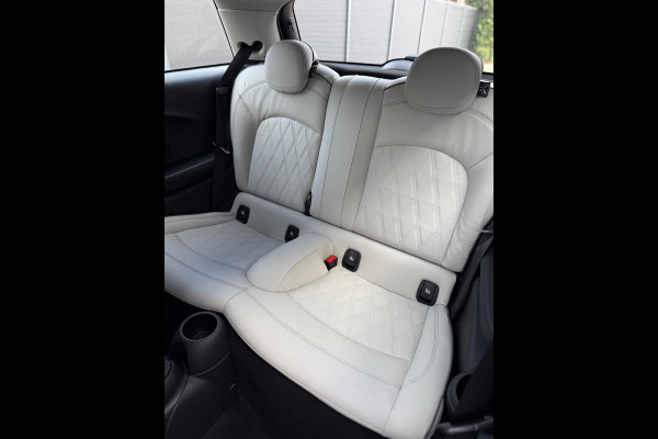 MINI Cooper 1.5 Camden CarPlay Camera