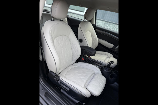 MINI Cooper 1.5 Camden CarPlay Camera