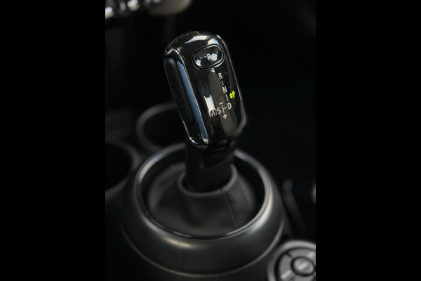 MINI Cooper 1.5 Camden CarPlay Camera