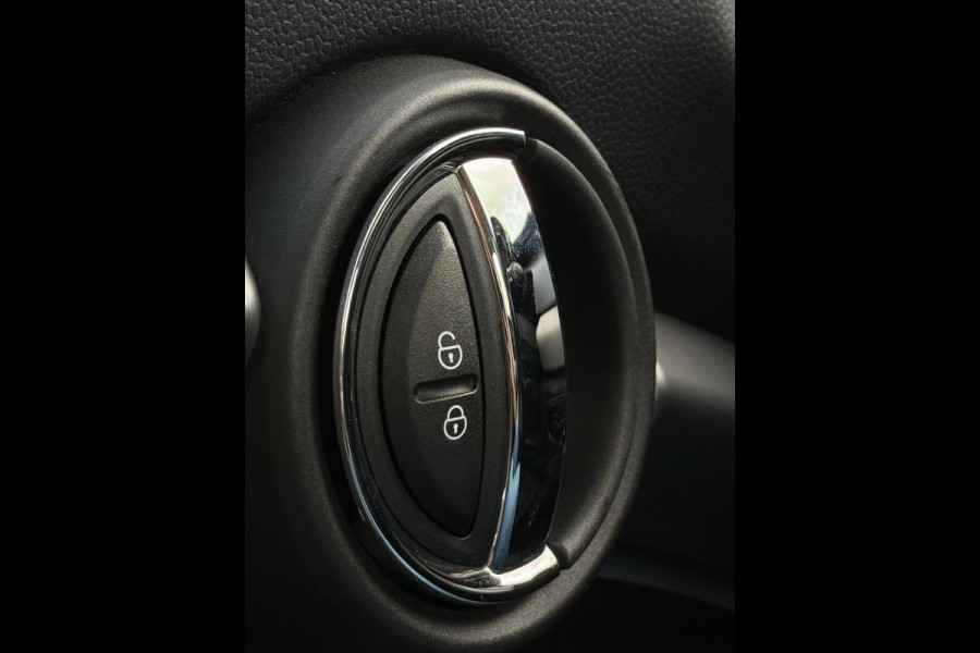MINI Cooper 1.5 Camden CarPlay Camera