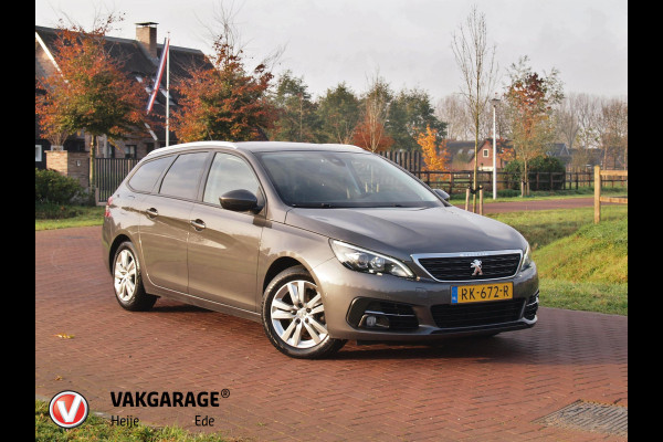 Peugeot 308 SW 1.2 PureTech Blue Lease Executive | Nieuwe Motor | Panoramadak | Apple Carplay | Trekhaak |
