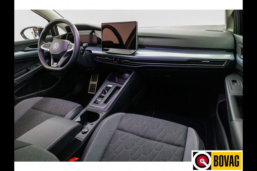 Volkswagen Golf 1.5 eTSI GOAL edition All-season | Navigatie | PDC V+A | Stoel- stuurverwarming Privacy glas, Travel Assist, Adaptive cruise, App-connect