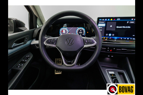 Volkswagen Golf 1.5 eTSI GOAL edition All-season | Navigatie | PDC V+A | Stoel- stuurverwarming Privacy glas, Travel Assist, Adaptive cruise, App-connect