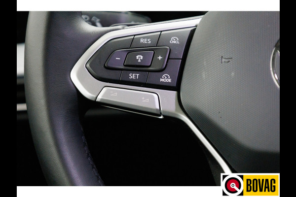 Volkswagen Golf 1.5 eTSI GOAL edition All-season | Navigatie | PDC V+A | Stoel- stuurverwarming Privacy glas, Travel Assist, Adaptive cruise, App-connect