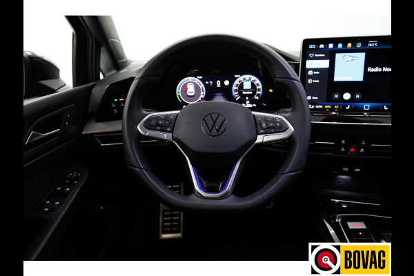 Volkswagen Golf 1.5 eHybrid GTE Black 272 PK automaat | IQ Led | Elec. trekhaak | Headup | Stoel- & stuurverw. | PDC V + A, Camera, App. connect, Navigatie, 131 KM actieradius (WLTP)