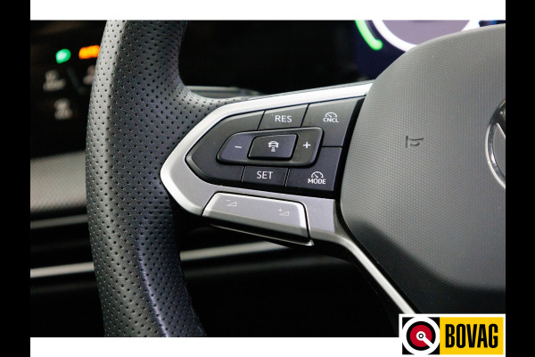 Volkswagen Golf 1.5 eHybrid GTE Black 272 PK automaat | IQ Led | Elec. trekhaak | Headup | Stoel- & stuurverw. | PDC V + A, Camera, App. connect, Navigatie, 131 KM actieradius (WLTP)