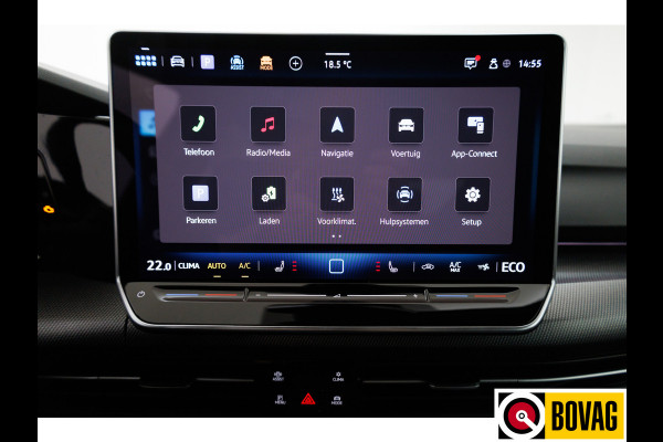 Volkswagen Golf 1.5 eHybrid GTE Black 272 PK automaat | IQ Led | Elec. trekhaak | Headup | Stoel- & stuurverw. | PDC V + A, Camera, App. connect, Navigatie, 131 KM actieradius (WLTP)