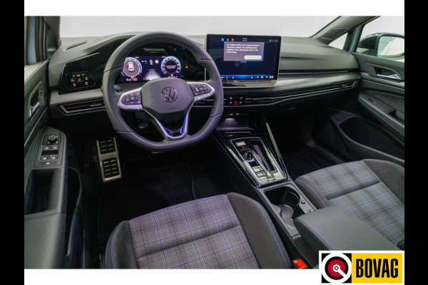 Volkswagen Golf 1.5 eHybrid GTE Black 272 PK automaat | IQ Led | Elec. trekhaak | Headup | Stoel- & stuurverw. | PDC V + A, Camera, App. connect, Navigatie, 131 KM actieradius (WLTP)
