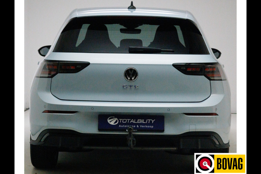 Volkswagen Golf 1.5 eHybrid GTE Black 272 PK automaat | IQ Led | Elec. trekhaak | Headup | Stoel- & stuurverw. | PDC V + A, Camera, App. connect, Navigatie, 131 KM actieradius (WLTP)