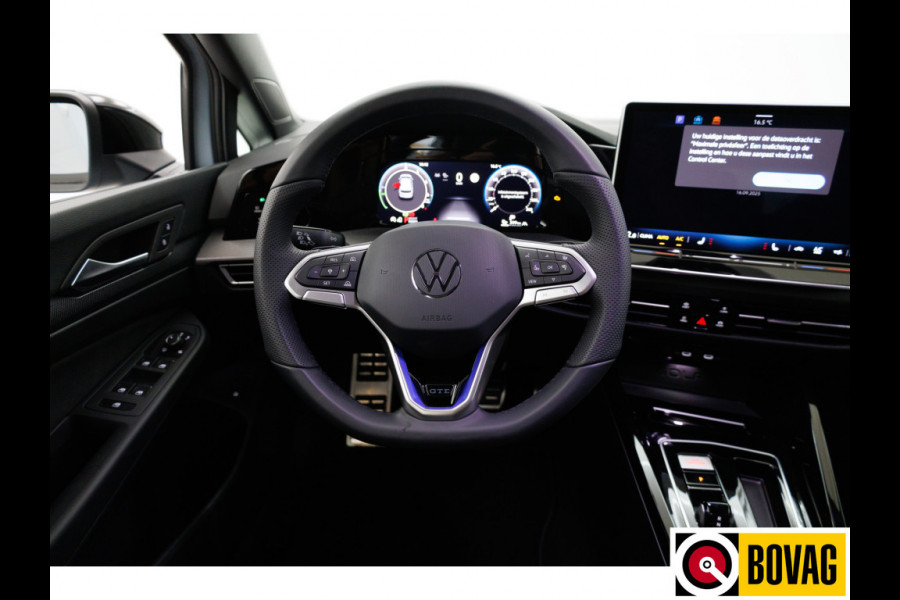 Volkswagen Golf 1.5 eHybrid GTE Black 272 PK automaat | IQ Led | Elec. trekhaak | Headup | Stoel- & stuurverw. | PDC V + A, Camera, App. connect, Navigatie, 131 KM actieradius (WLTP)
