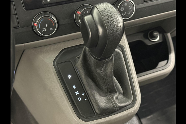 Volkswagen Transporter 2.0 TDI L2H1 30 Comfortline Airco Navi Trekhaak 2X schuifdeur Stoelverwarming Adaptieve Cruise Control