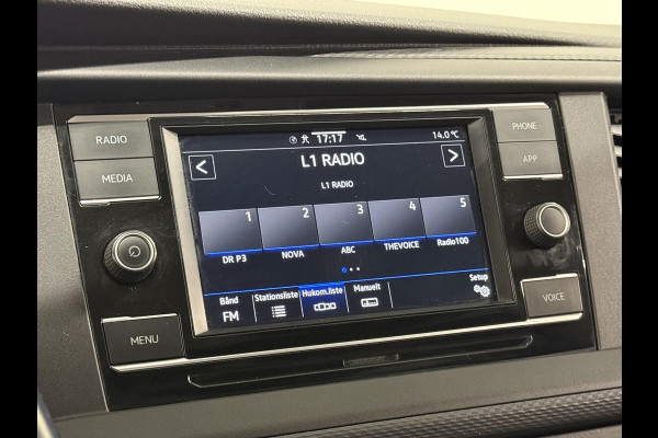 Volkswagen Transporter 2.0 TDI L2H1 30 Comfortline Airco Navi Trekhaak 2X schuifdeur Stoelverwarming Adaptieve Cruise Control